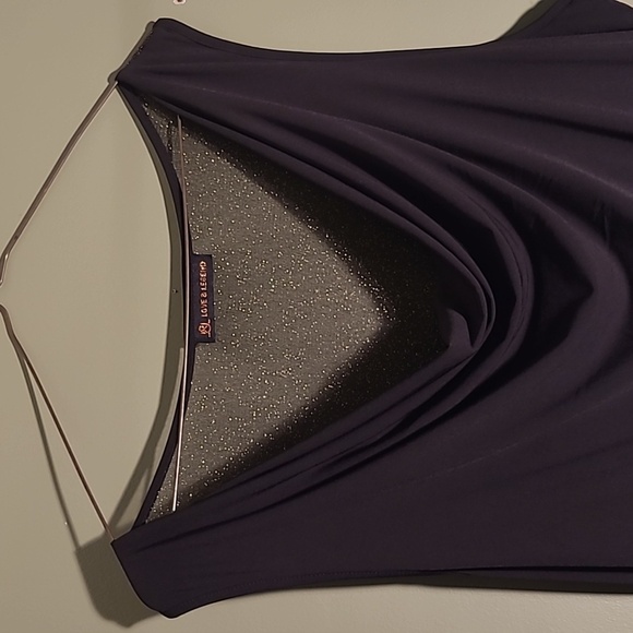 - Love & Legend XXL Sleeveless Blouse - Picture 2 of 5